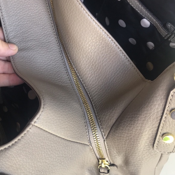 Anne Klein purse . Very nice used in great shape - Picture 7 of 7